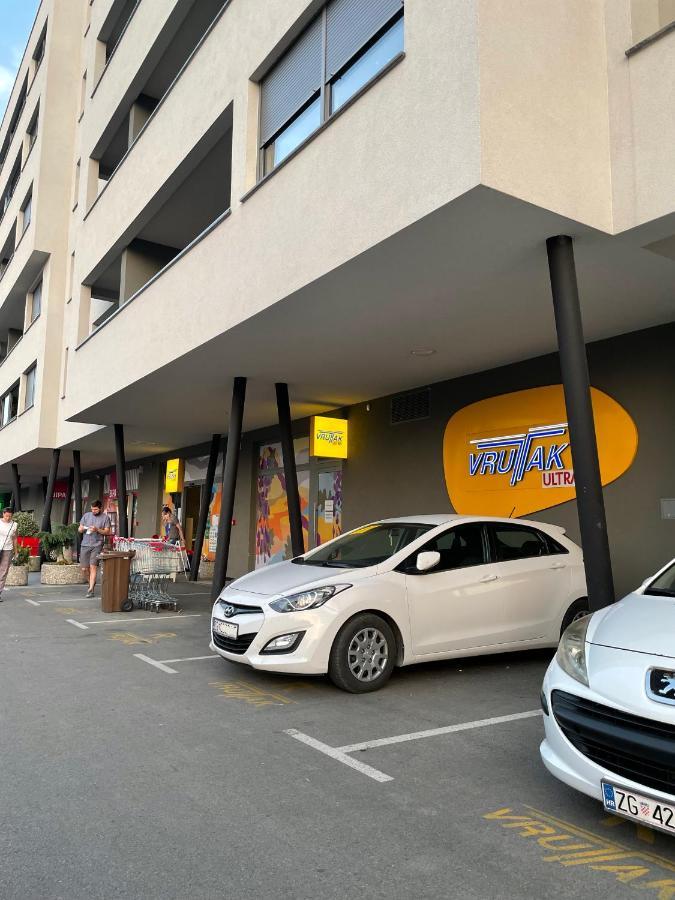 Apartman Welcome To Tresnjevka Zagreb Exterior foto