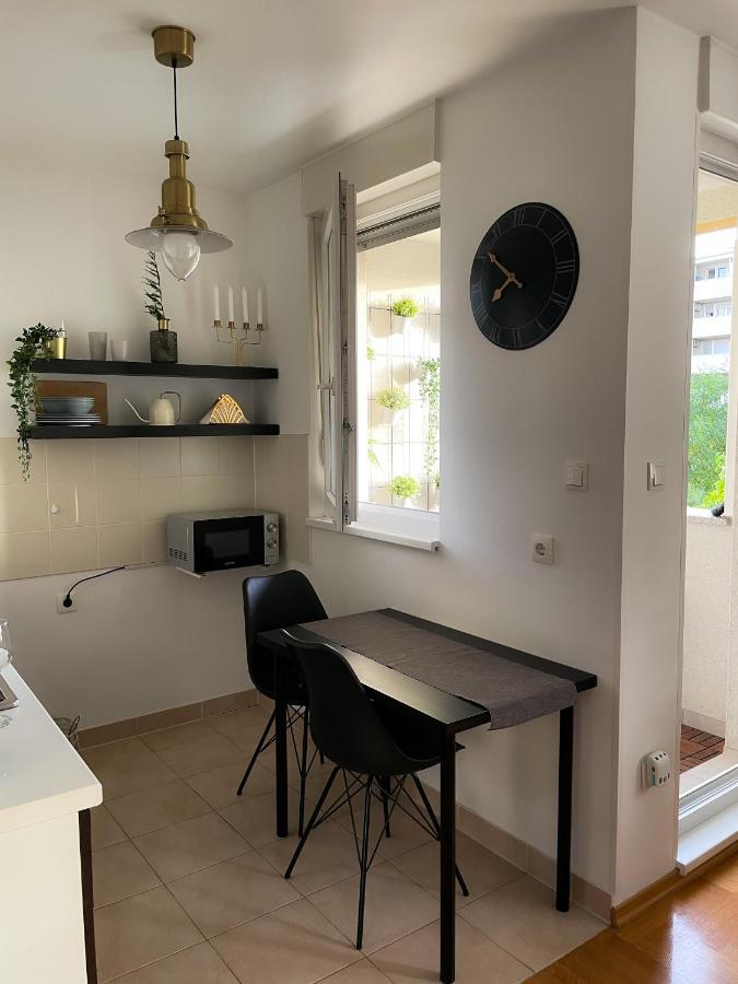 Apartman Welcome To Tresnjevka Zagreb Exterior foto